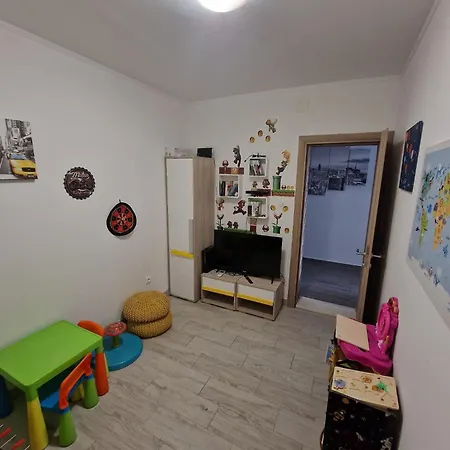 Mihaela With Private Pool, Jacuzzi And Free Secure Parking Διαμέρισμα Τρογκίρ